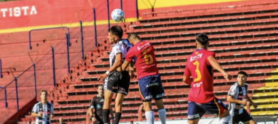 Español lo bajó de un hondazo