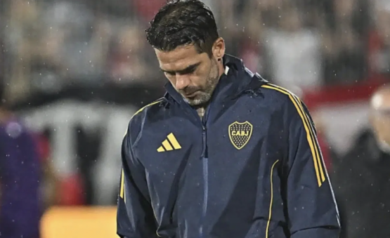 ¿Se le mueve el piso? Gago en la cuerda floja y Boca ya mira a su posible reemplazo
