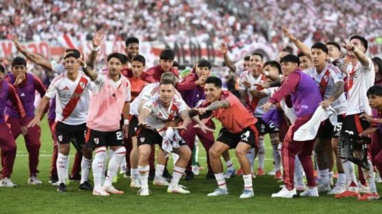 La fiesta fue toda de River: minuto de silencio y desahogo Monumental