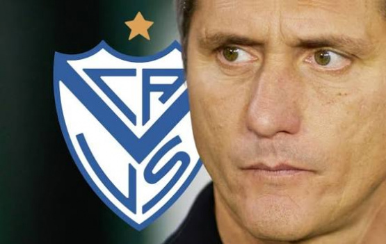 ¿Romero se muda a Liniers? Vélez va por Chiquito y otros ex Boca