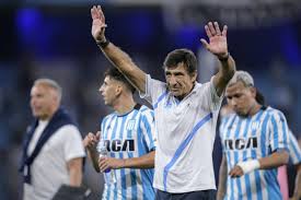 Racing, obligado a ganar para recuperar la cima del Grupo E
