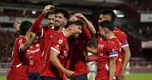Tarzia lo encendió: el Rojo ganó y manda en la Sudamericana
