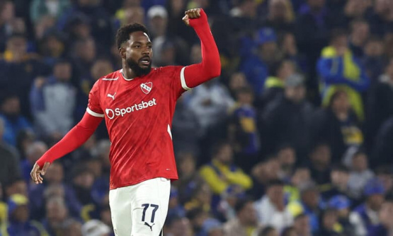 Álvaro Angulo cumple su promesa y marca un golazo para Independiente en La Bombonera