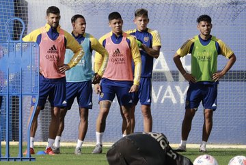  Rojo, al banco por indisciplina: la interna que sacude a Boca