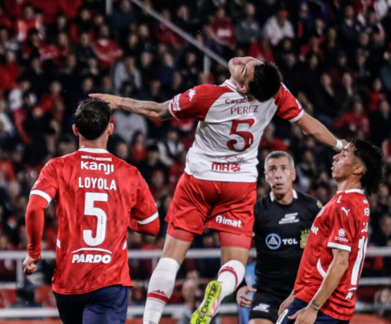 Huracán eliminó a Independiente por penales y está en la final del Apertura 2025.