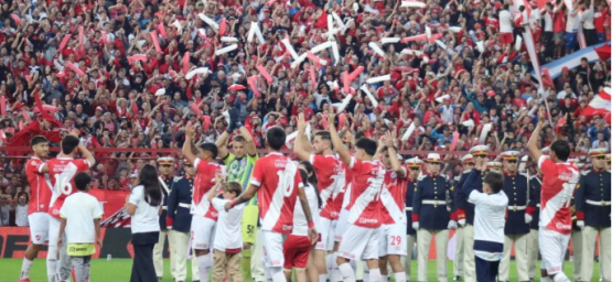 Argentinos Juniors avanza a octavos de la Copa Argentina tras vencer a Excursionistas