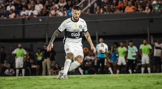 Newell’s suma a Benedetto y va por el colombiano Jhon Córdoba