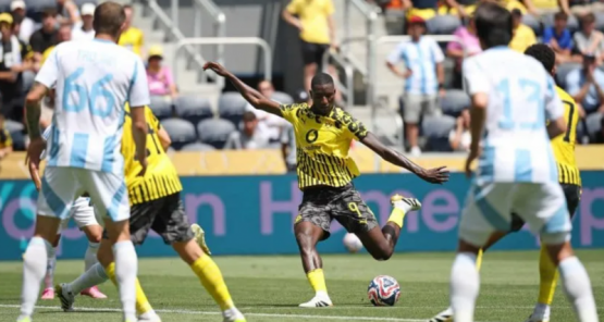 Borussia Dortmund cumple y lidera el Grupo F del Mundial de Clubes