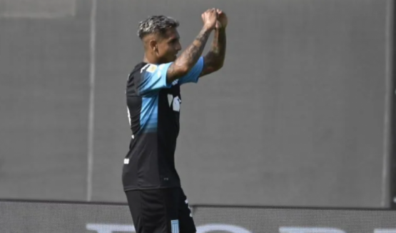 *Vélez pisa fuerte y apunta a Agustín Almendra para reforzar el medio*