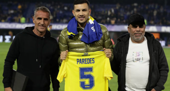 Paredes ya está en el país y se hace la revisión para sumarse a Boca
