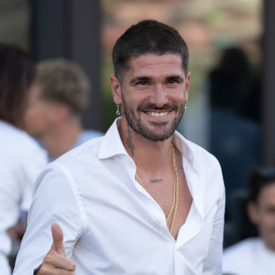 De Paul fue presentado en Inter Miami: emoción, pancarta y promesa