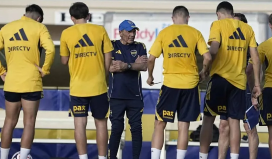 Crisis total en Boca: tensión entre jugadores, cuerpo técnico y dirigencia
