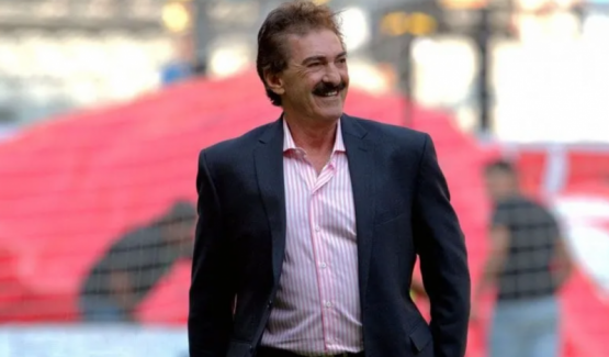 La Volpe se postuló para dirigir a Boca: “Lo manejo de taquito”