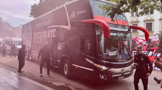 Furor por River en Santiago del Estero antes del cruce copero