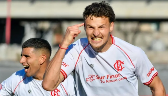 Barracas Central aplastó 3-1 a Aldosivi y se adueñó de la cima del Clausura