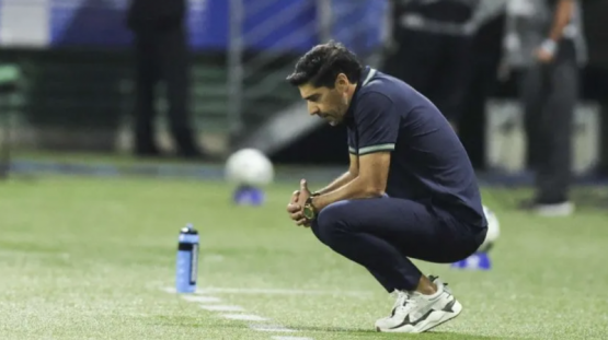 Alarma en Palmeiras: Abel Ferreira bajo fuego mientras se viene River