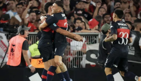  Tigre vapuleó a River en el Monumental y firmó una goleada histórica