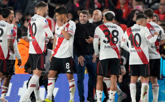 Coudet podría recibir una dura sanción tras explotar en Córdoba