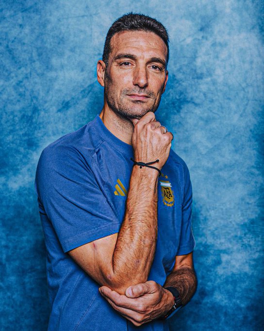 Scaloni volvió a su pueblo, se emocionó y habló sobre su futuro